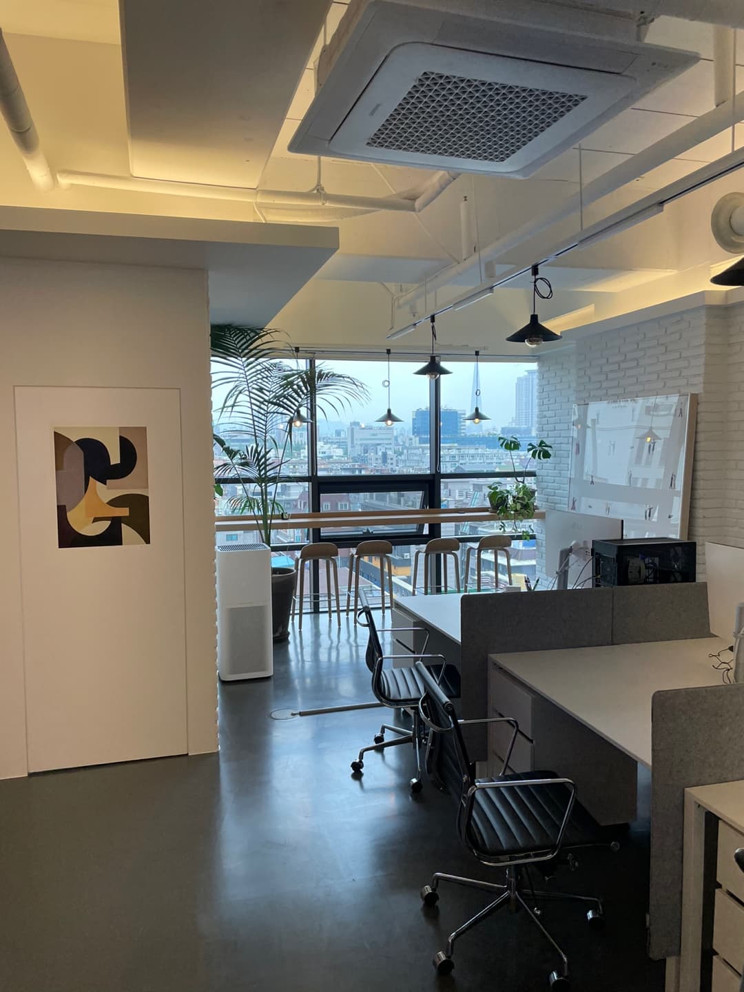 careers.aboutUs.title